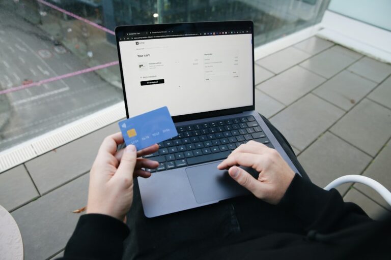 Secure card payment representing PCI DSS compliance